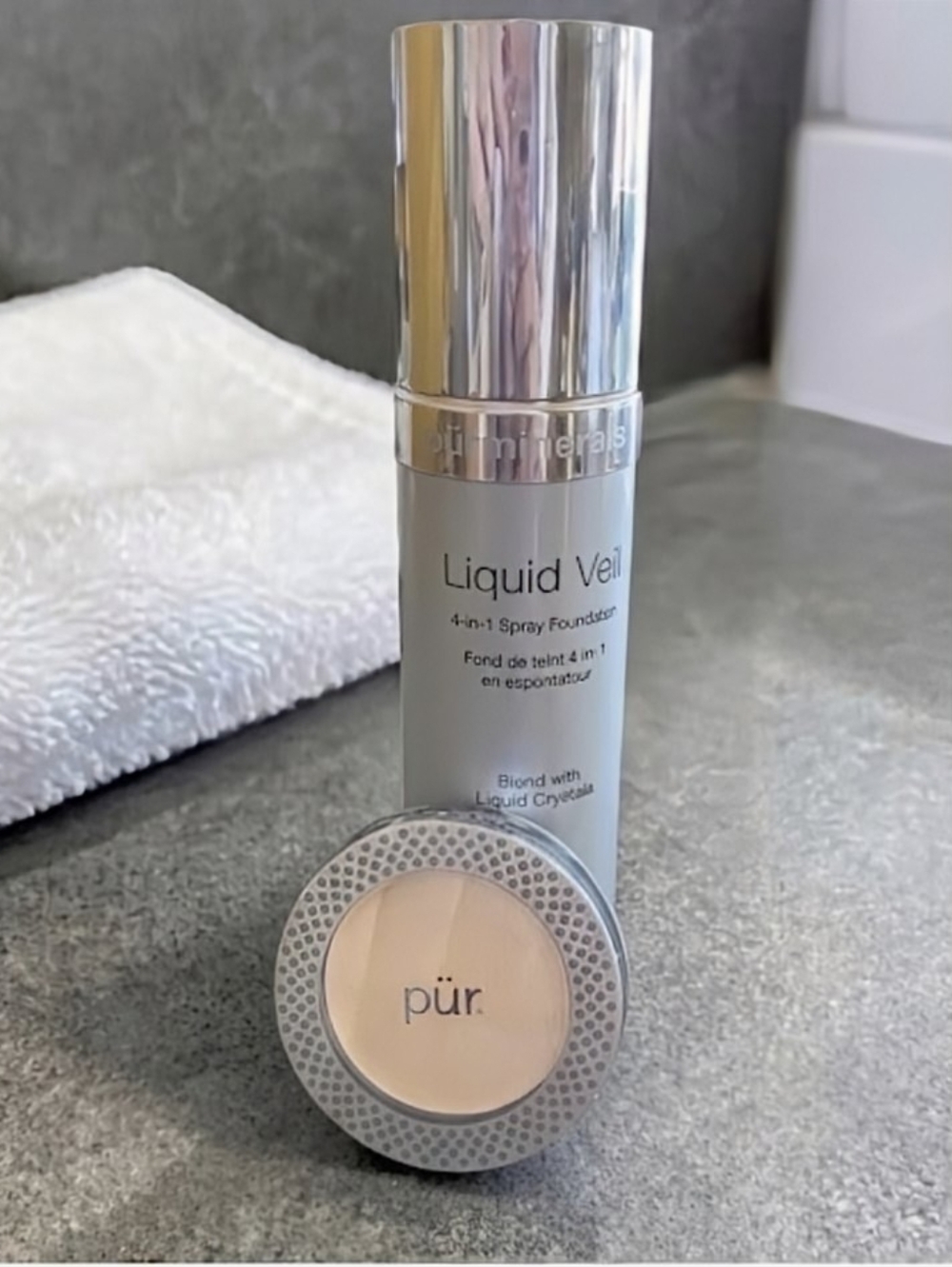 NEW PÜR Beauty Bundle Liquid Veil Spray Foundation & Disappearing Act Concealer